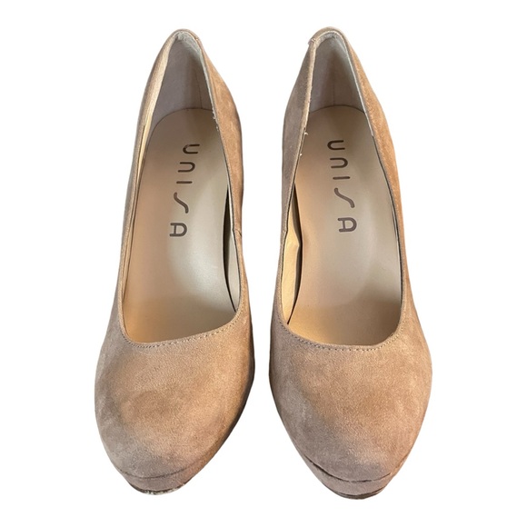 UNISA Woman’s Heel Tan suede round toe platform pump 4 Inches Heel Size : 8M - Picture 7 of 10